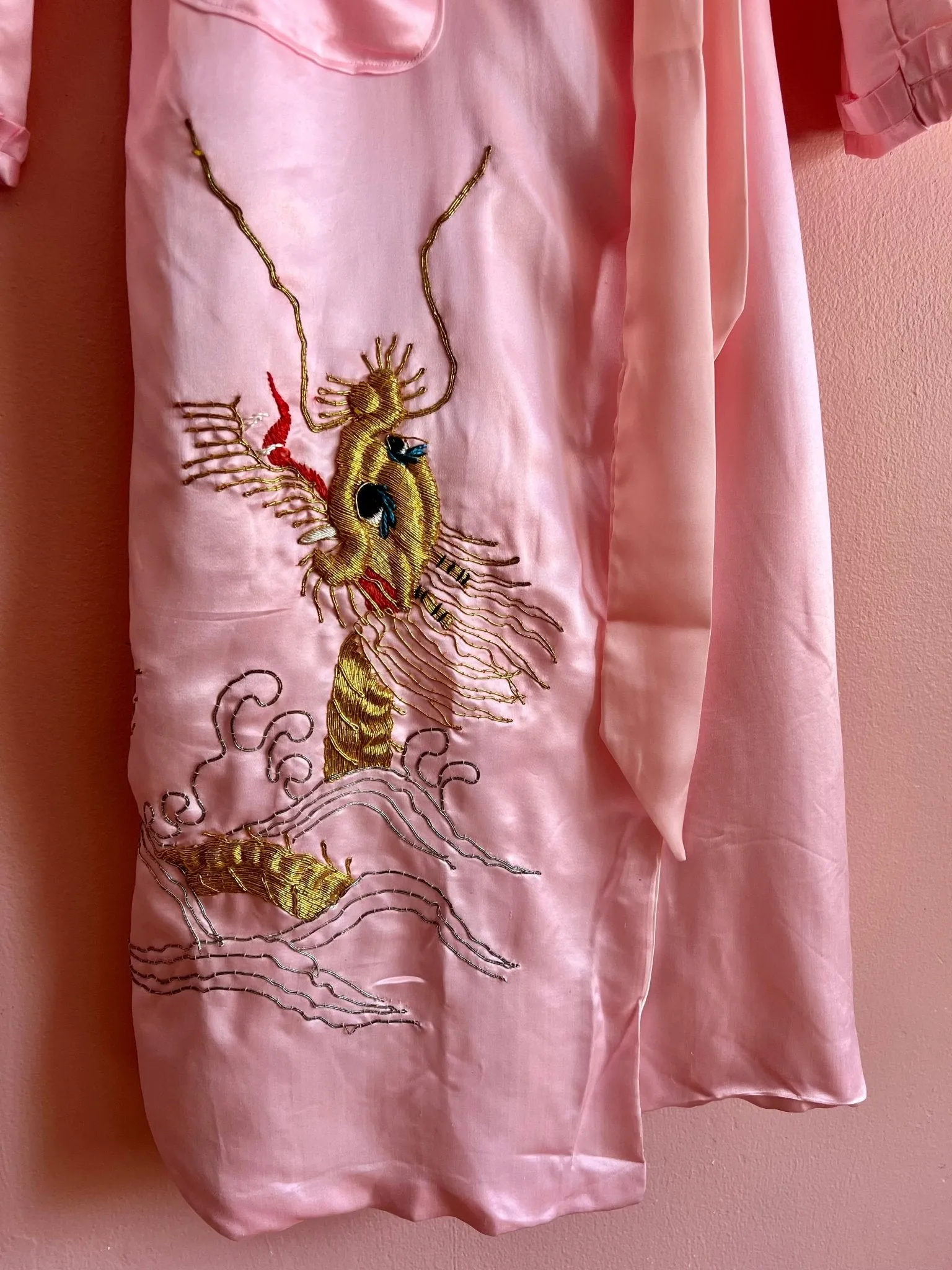 1940s era baby pink Silk Embroidered Robe