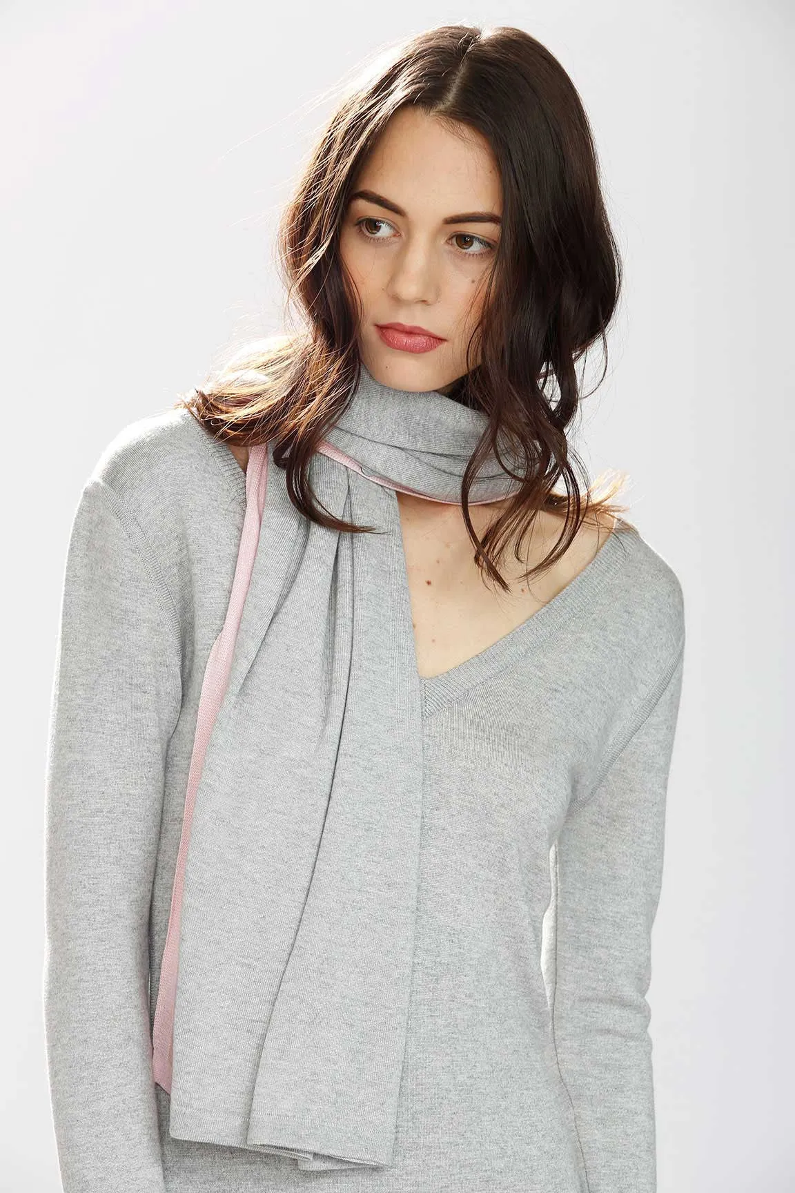 Max 8-Way Scarf/Cape – Pink/Grey