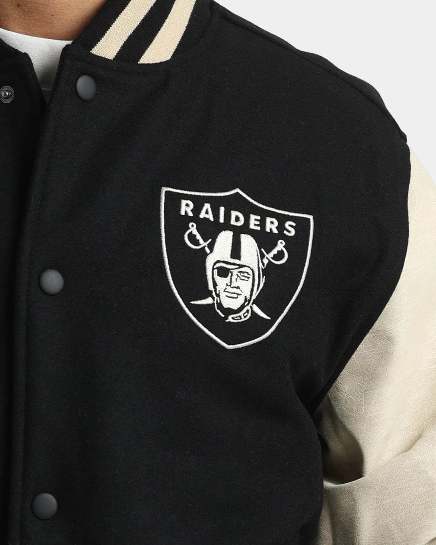 New Era Las Vegas Raiders Varsity Jacket Black/Light Tan