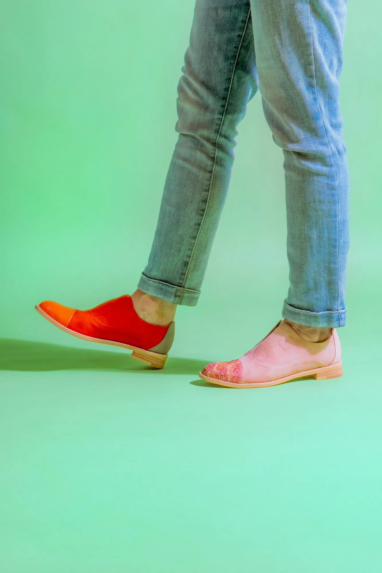 ROSE QUARTZ Pink & Gold Oxfords